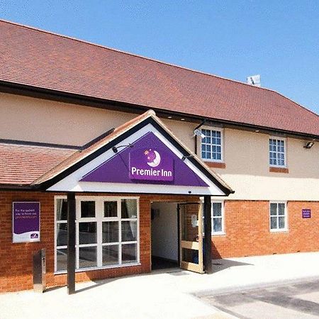 Premier Inn London Ruislip Exterior photo