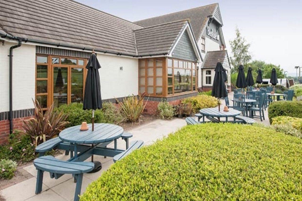 Premier Inn London Ruislip Exterior photo